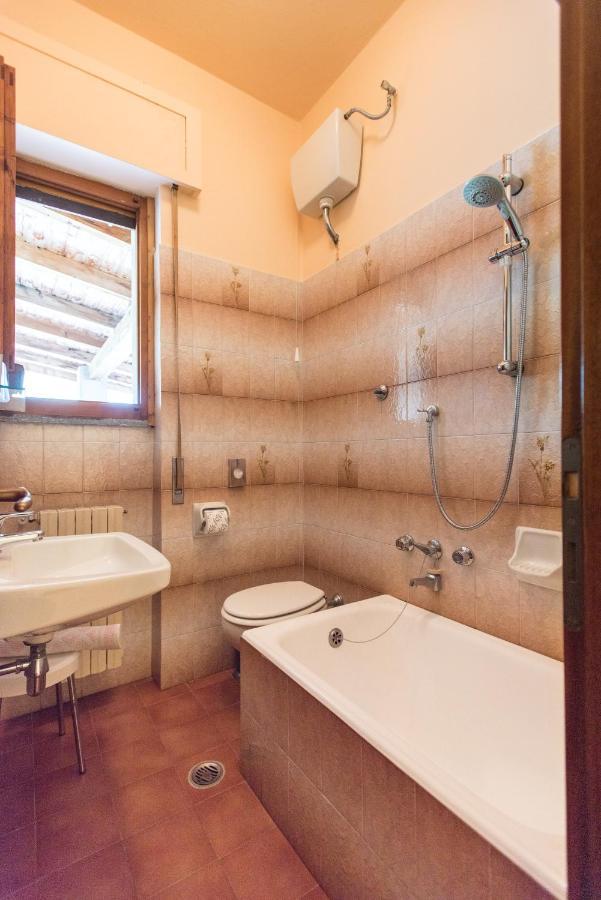 Albergo La Genzianella Miasino Ngoại thất bức ảnh