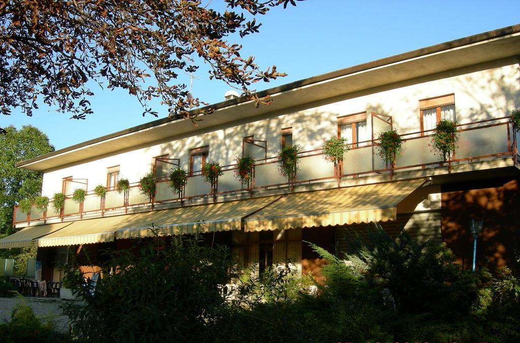 Albergo La Genzianella Miasino Ngoại thất bức ảnh